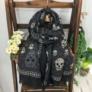 SKULLISTIC Skulls Scarf